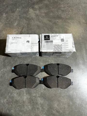 A9074208101 MERCEDES Колодки тормозные передние дисковые купить в Павлоград
