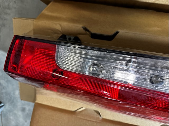 A9108200300 Фонарь задний правый купить Сумы