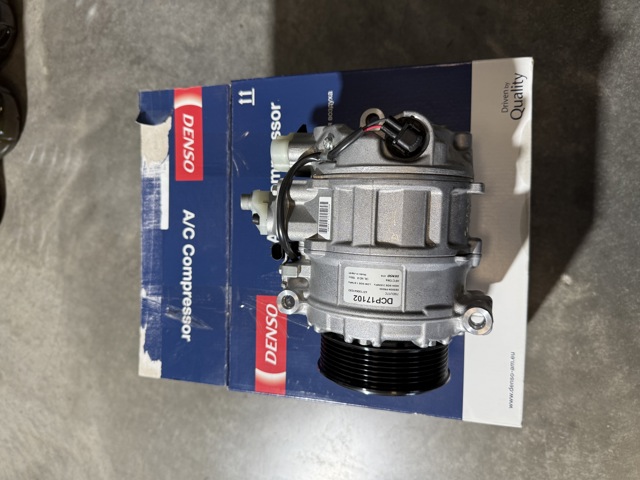 Компрессор климатической установки DCP17102 DENSO