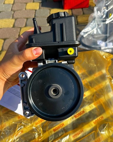 BOSCH KS00000664 Насос ГУР в наличии Днепр