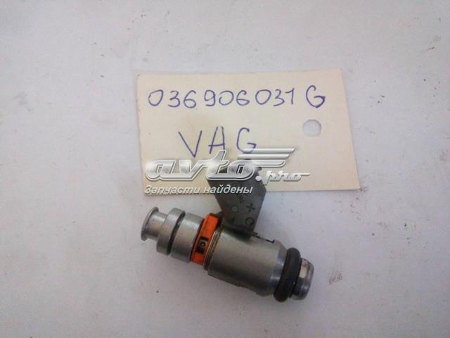 VAG 036906031G Форсунка впрыска топлива в наличии Черновцы