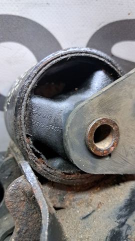TOYOTA 1237274390 Левая подушка двигателя в наличии Кривой Рог