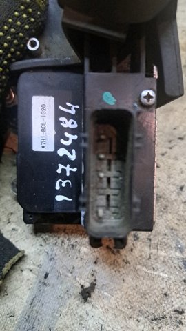 FORD 1372484 Замок двери задней правой в наличии Днепр