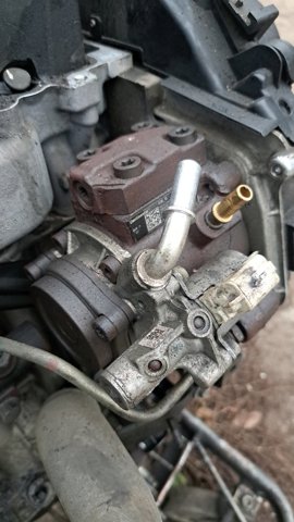 Насос топливный высокого давления 1720038 FORD