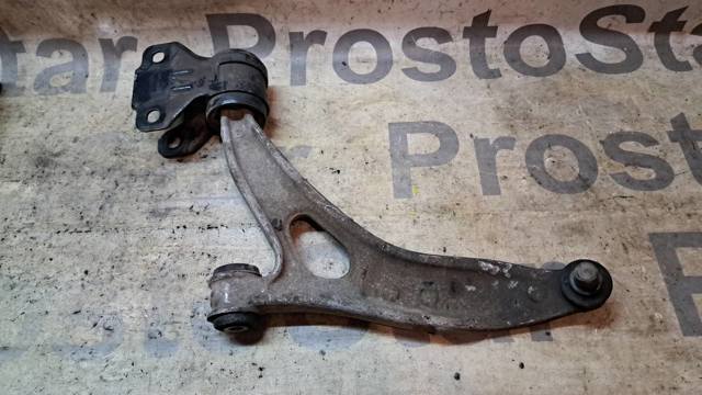 Рычаг передней подвески нижний левый 1749992 FORD