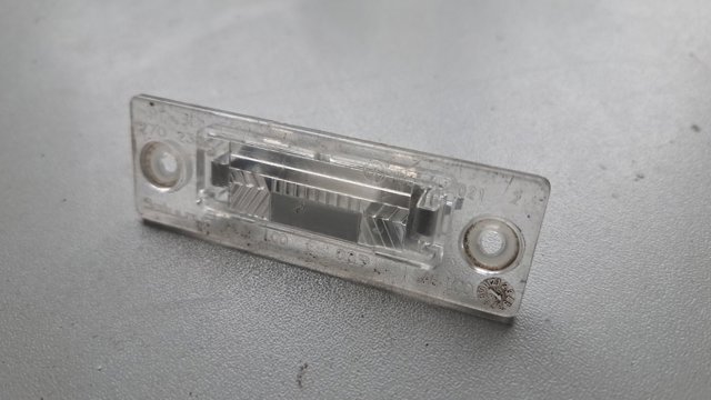 VAG 1J6943021A Фонарь подсветки заднего номерного знака в наличии Житомир