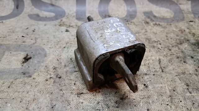 2E0199379 Подушка трансмиссии (опора коробки передач) купить Одесса