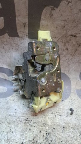 FORD 4057969 Замок передней правой двери в наличии Хмельницкий