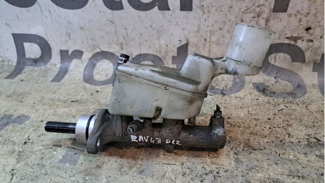 TOYOTA 4720142231 Главный тормозной цилиндр в наличии Кривой Рог