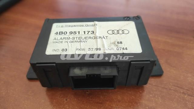 4B0951173 VAG Блок управления сигнализатора движения купить в Харьков