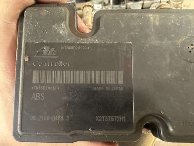 Блок управления АБС  5611064JC2 SUZUKI