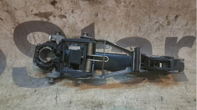 VAG 5J0837886B Держатель наружной ручки двери передней правой в наличии Ирпень