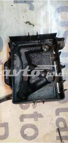 VAG 5Z0915331B Подставка аккумулятора в наличии Ровно
