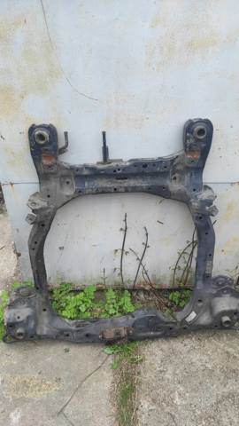 624002P000 HYUNDAI Балка передней подвески (подрамник) купить в Львов