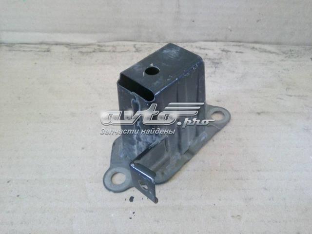 6410A374 MITSUBISHI Кронштейн бампера заднего правый купить в Черкассы