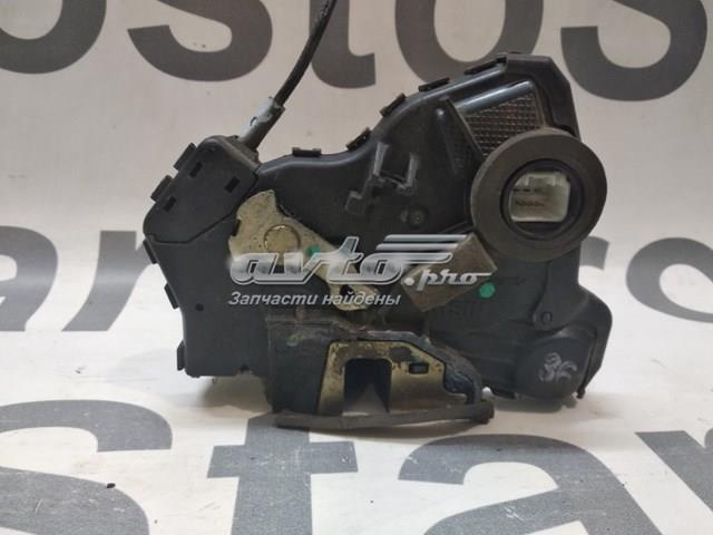 TOYOTA 69030AA050 Замок двери передней правой в наличии Винница