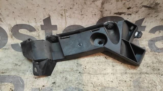 VAG 6J4807393 Направляющая заднего бампера левая в наличии Черновцы
