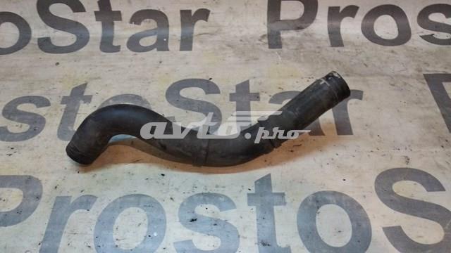 Патрубок системы охлаждения 6R0122101L VAG