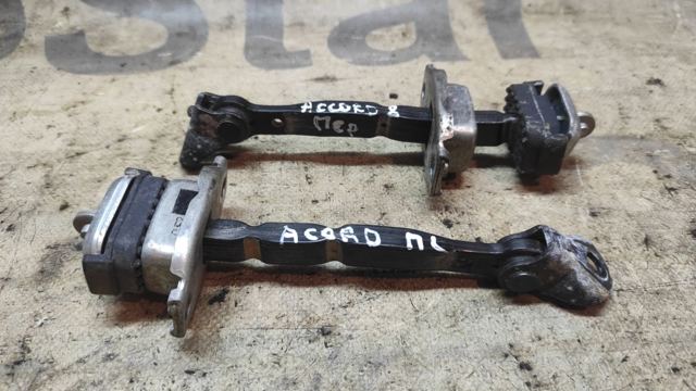 HONDA 72340TL0003 Ограничитель открывания двери передний правый в наличии Ужгород