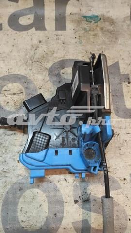 HYUNDAI 81420A2400 Замок двери задней правой в наличии Чернигов