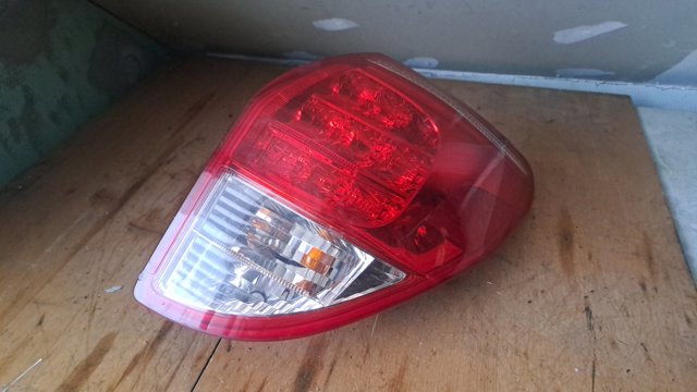 Задняя правая фара 8155142090 TOYOTA