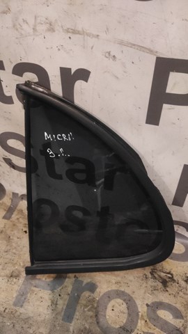 Стекло-форточка двери, задней, левой 82263AX100 NISSAN