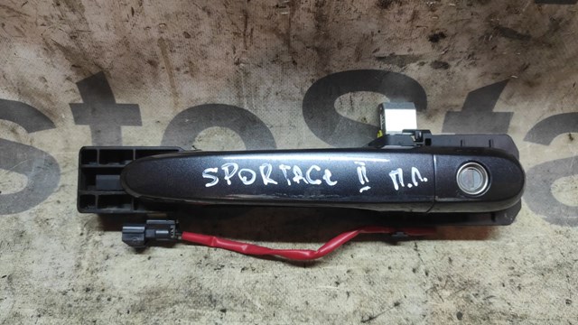826550Z000 HYUNDAI Держатель наружной ручки двери передней левой купить в Сумы