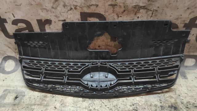 863601G210 HYUNDAI Решетка радиатора купить в Полтава