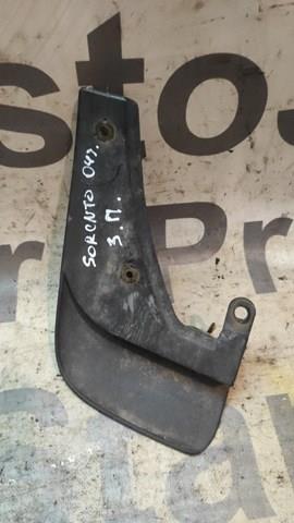 868423E000 HYUNDAI Брызговик задний правый купить в Киев