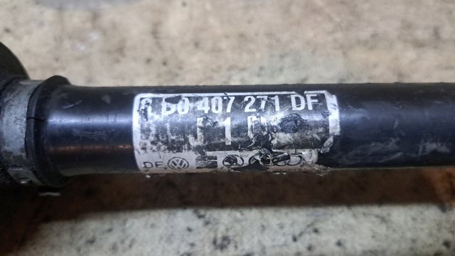 8D0407271DF Левая полуось купить Полтава
