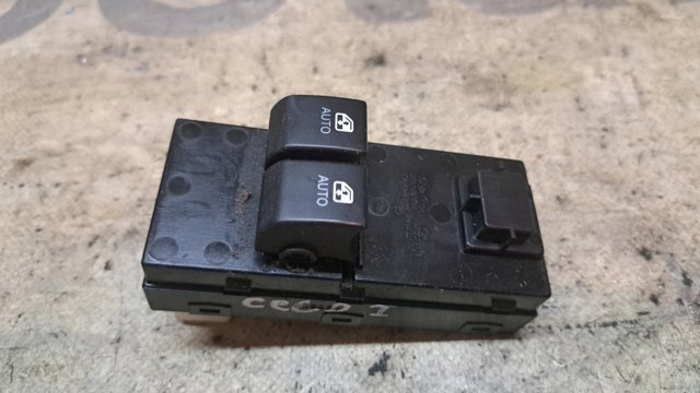 HYUNDAI 935701H020EQ Кнопочный блок управления стеклоподъемником передний левый в наличии Ровно