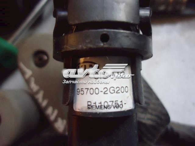 957002G200 Датчик сигнализации парковки (парктроник) задний купить Киев