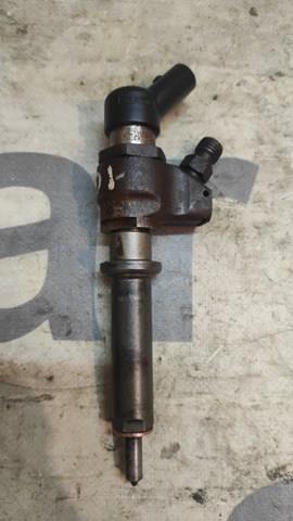 Форсунка дизельная в сборе 9636819380 PEUGEOT