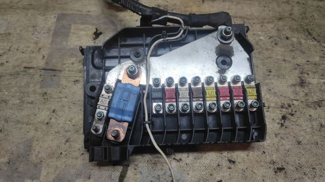 AV6T14A067BC FORD Блок предохранителей купить в Тернополь