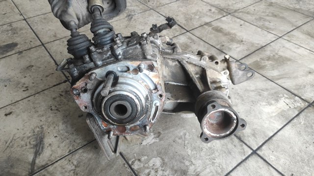 MITSUBISHI MR518702 в наличии Львов