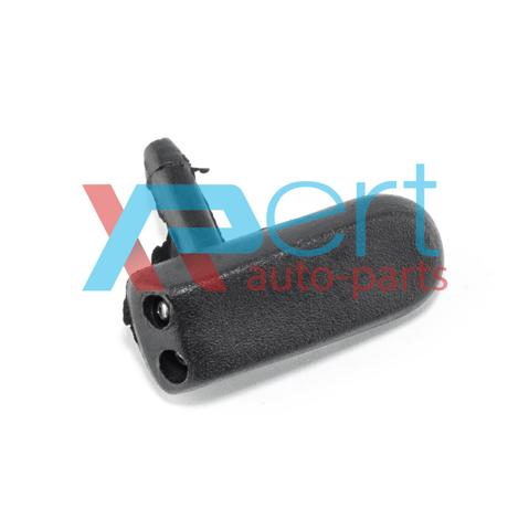 Форсунка омывателя на дворник Chery Amulet 1
