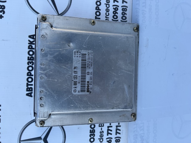 Модуль управления двигателем A0001536979 MERCEDES