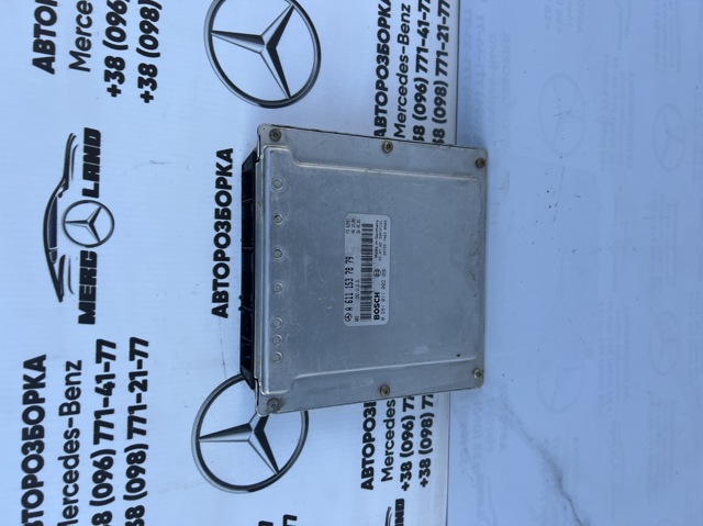 ЭБУ двигателем A0001537379 MERCEDES