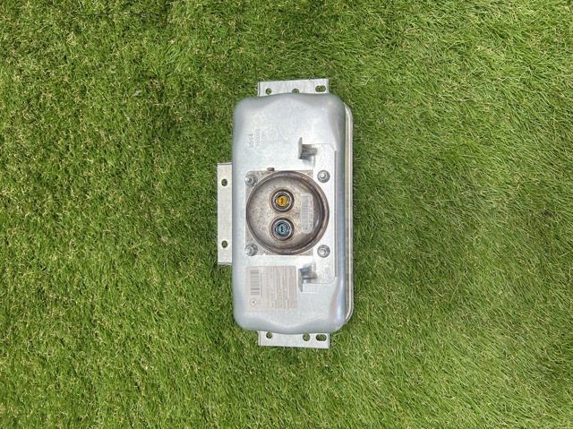 Подушка безопасности (AIRBAG) пассажирская A1668600302 MERCEDES
