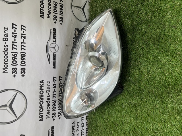 Вставка фары правой A1698201861 MERCEDES