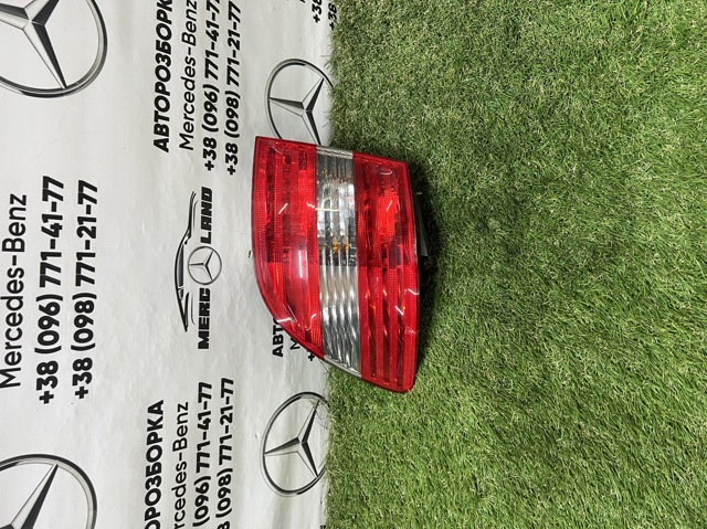 Фара задняя правая внешняя A1698202664 MERCEDES