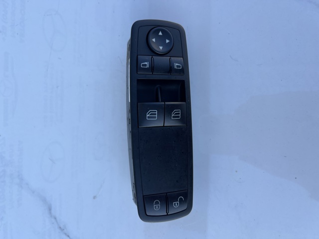 Кнопки переднего левого стеклоподъёмника A1698206510 MERCEDES