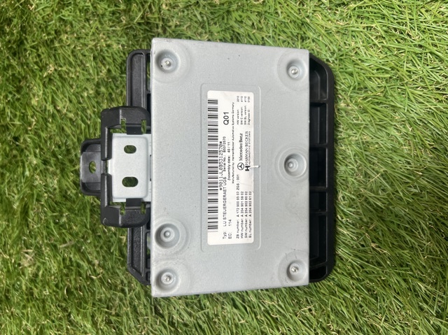 A1729009302 MERCEDES Блок управления мультимедийный купить в Винница