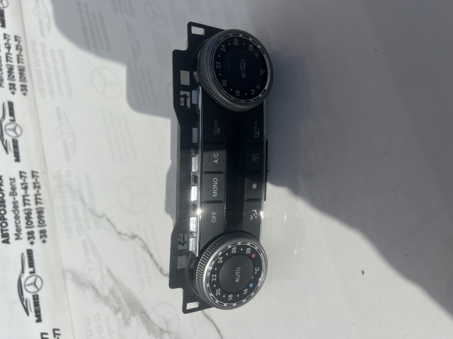 Блок управления климат-контролем A2049009104 MERCEDES