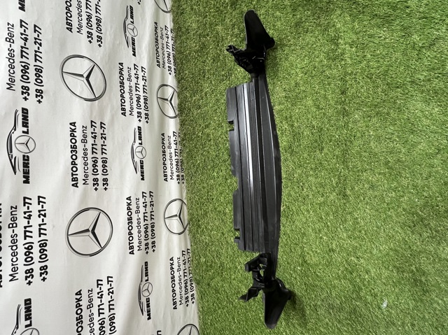 Воздуховод/дефлектор радиатора, нижний A2055050230 MERCEDES