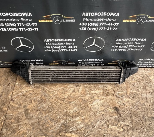 Охладитель наддувочного воздуха A2115001102 MERCEDES