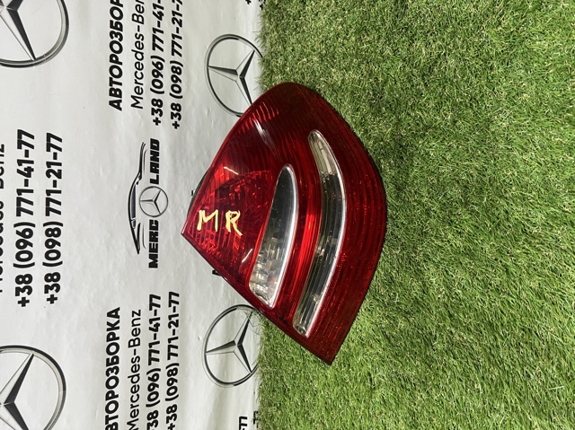 Задний правый стоп A2118200464 MERCEDES