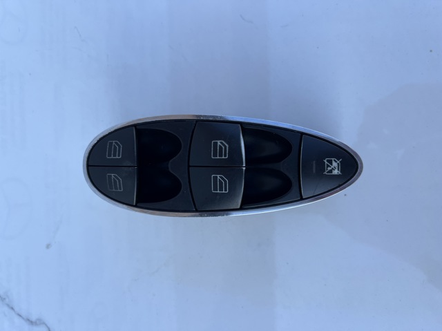 A2118219951 MERCEDES Кнопочный блок управления стеклоподъемником передний левый купить в Ужгород