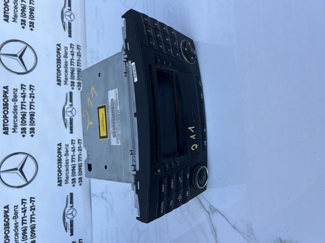 A2118702989 Магнитола (радио AM/FM) купить Киев