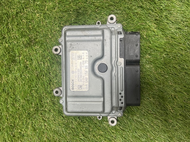 Электронный блок управления двигателем A6401506879 MERCEDES